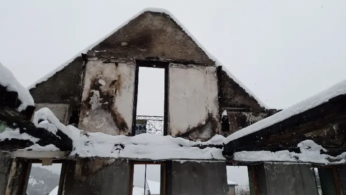 Bureau Bois Concept Rénovation après sinistre par incendie à Guillestre