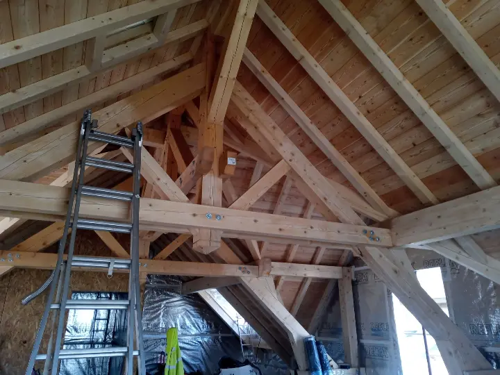 Bureau Bois Concept Rénovation après sinistre par incendie à Guillestre